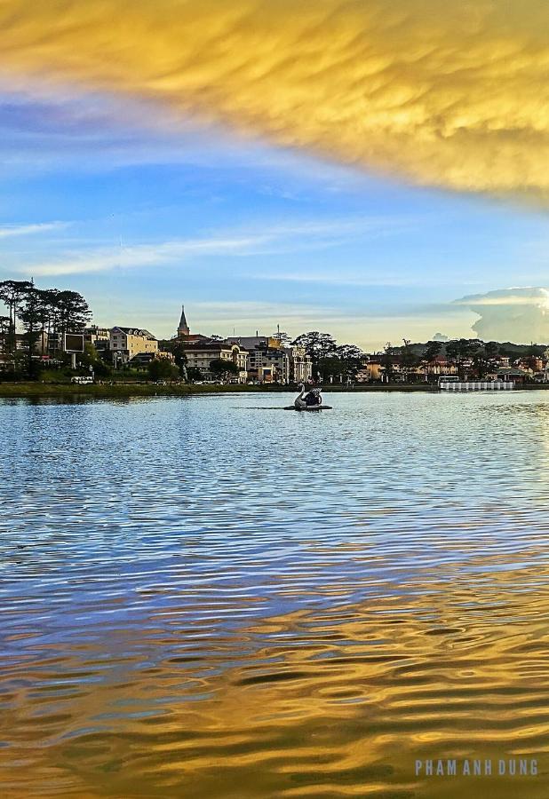 Victorian Hotel Dalat Exterior photo